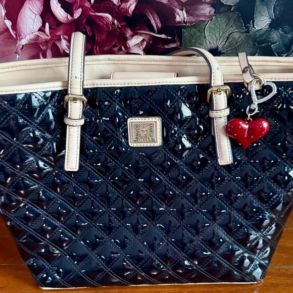 NEW Gorgeous Red Heart Keychain Purse Handbag Charm - Picture 4 of 7